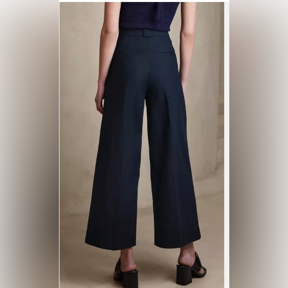 Banana Republic Cruise High-Rise Cropped Pants - Picture 3 of 12